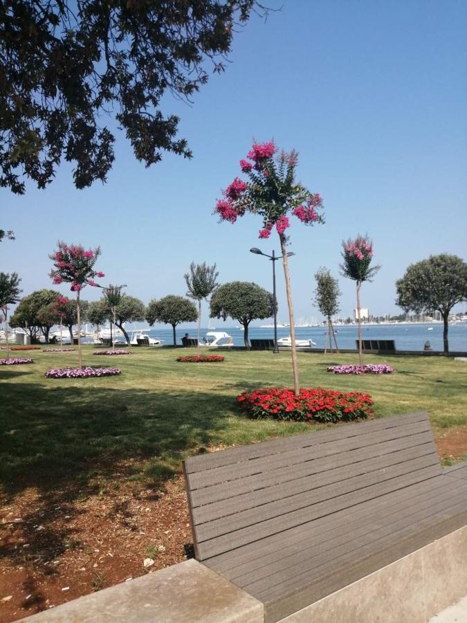 City Center Apartment Umag Exterior photo