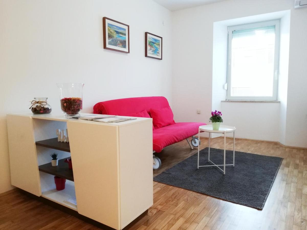 City Center Apartment Umag Exterior photo
